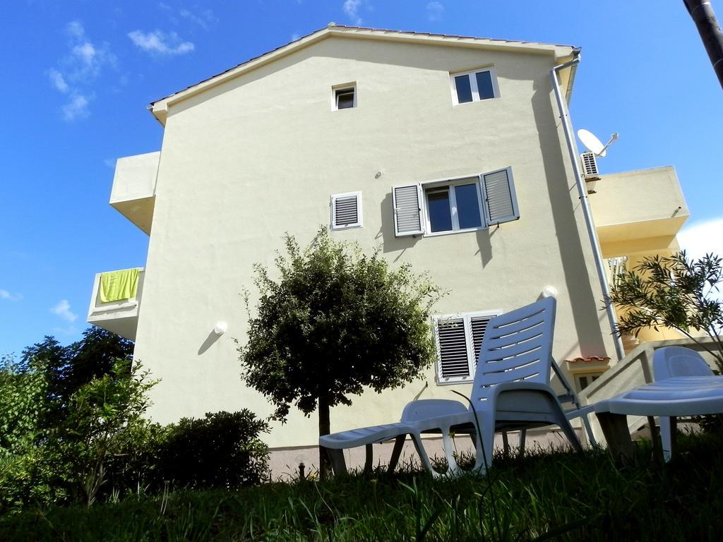 Apartments Kampor Damira Rab Town Eksteriør billede